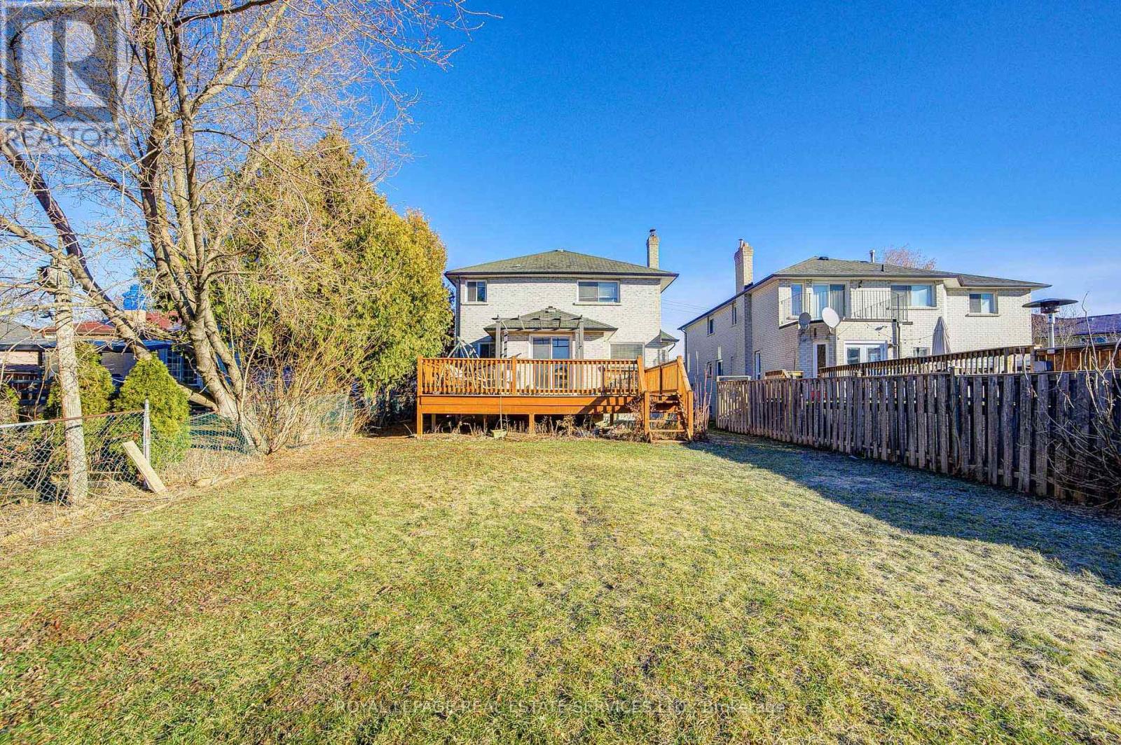 Lower - 117 Clark Avenue, Markham (Thornhill), Ontario  L3T 1T1 - Photo 8 - N12929964