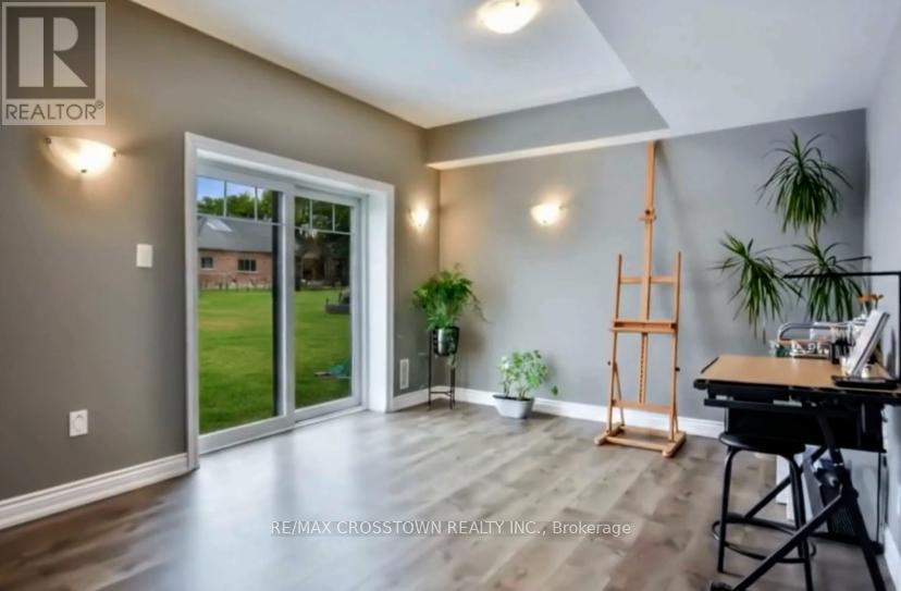 22 Stewart Crescent, Essa (Thornton), Ontario  L0L 2N0 - Photo 46 - N12929976