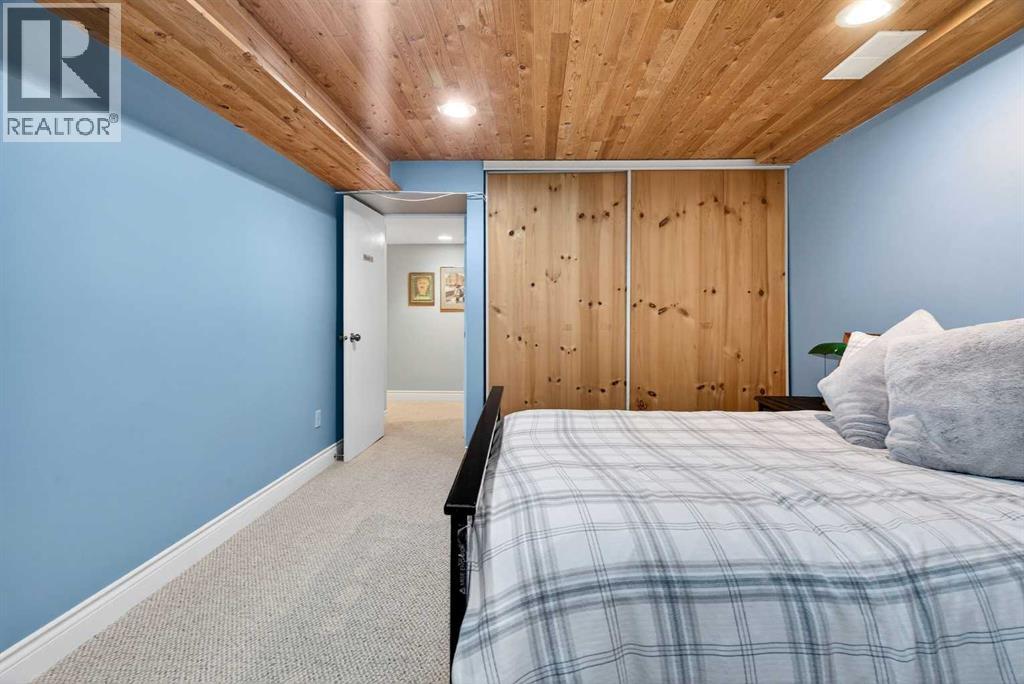 6913 Leaside Drive Sw, Calgary, Alberta  T3E 6H6 - Photo 42 - A2286625