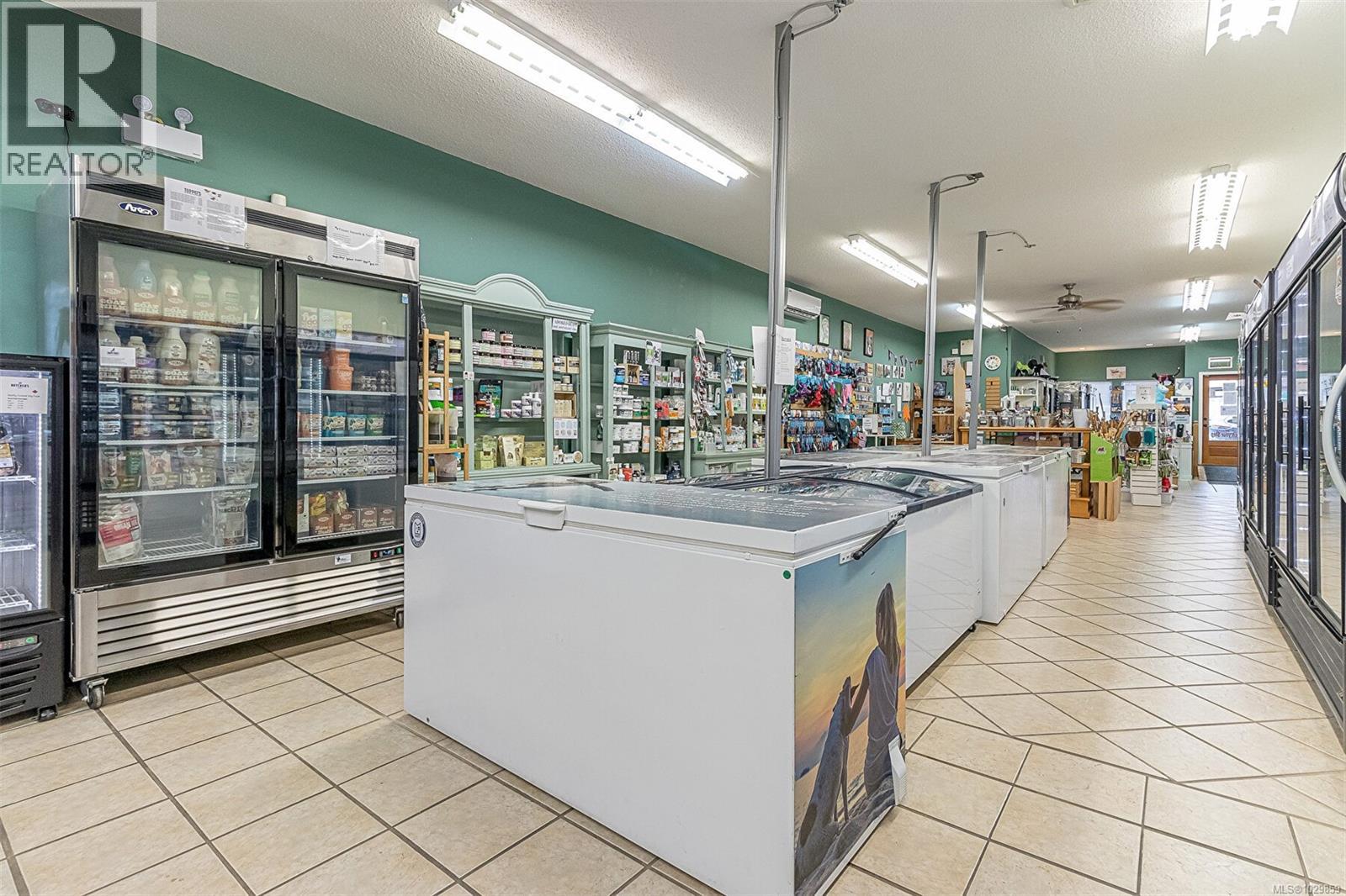 674 Memorial Ave, Qualicum Beach, British Columbia  V9K 1S8 - Photo 18 - 1029859