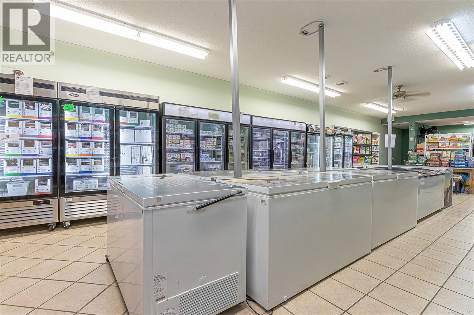 674 Memorial Ave, Qualicum Beach, British Columbia  V9K 1S8 - Photo 6 - 1029859