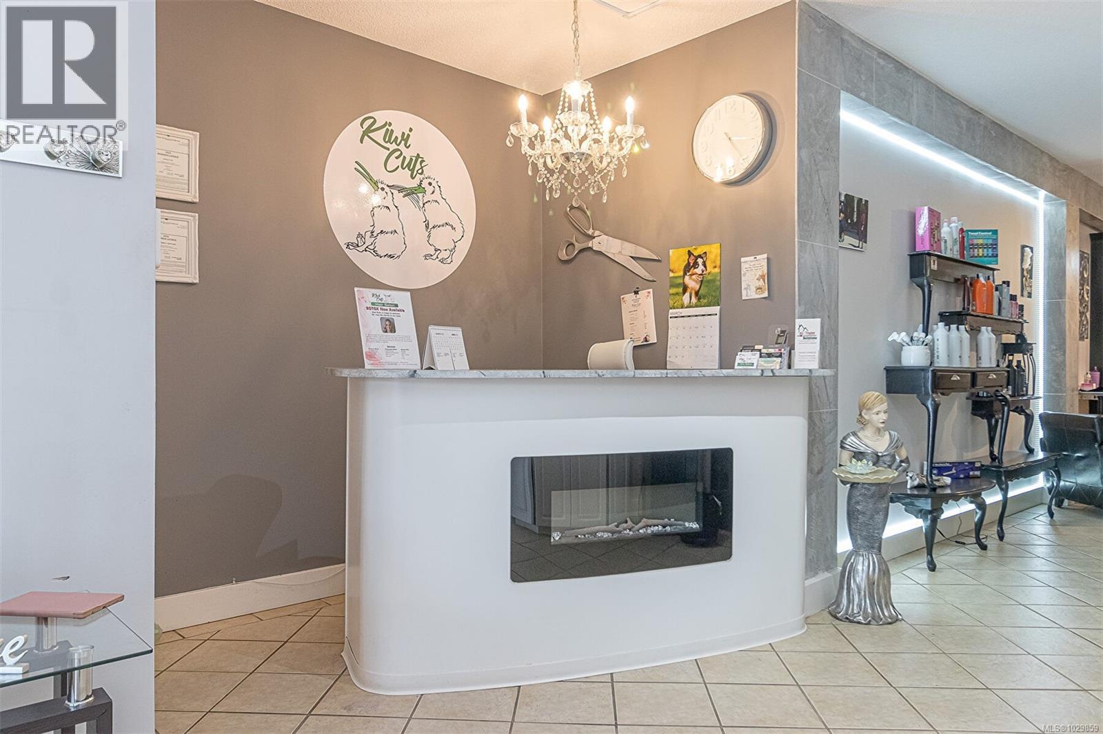 674 Memorial Ave, Qualicum Beach, British Columbia  V9K 1S8 - Photo 9 - 1029859