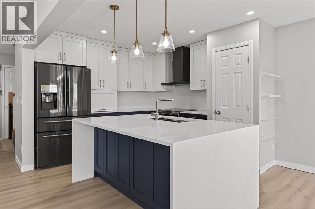 31 Bridlecrest Street Sw, Calgary, Alberta  T2Y 4Y5 - Photo 5 - A2293434