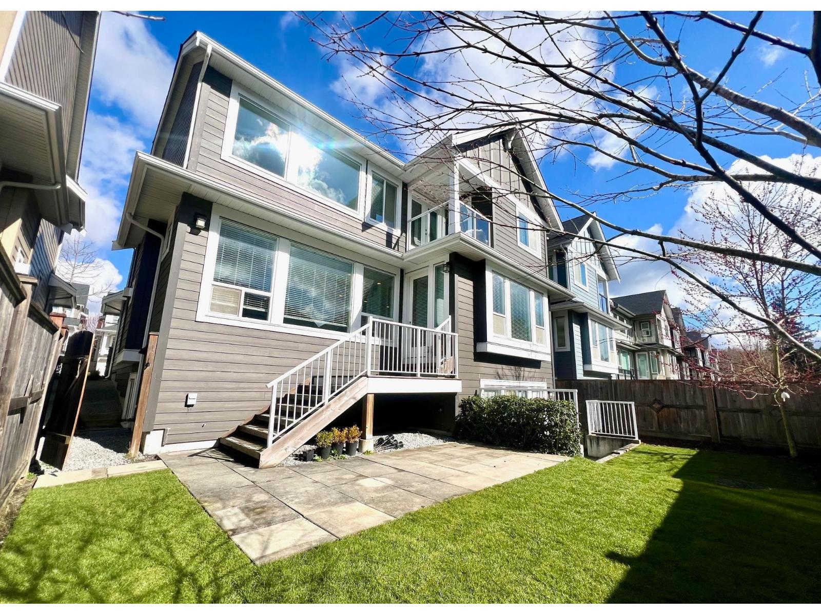 16756 17b Avenue, Surrey, British Columbia V3Z 0T3 - Photo 3 - R3103922