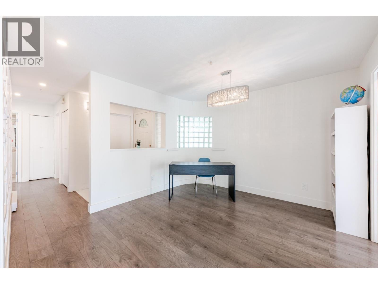 208 7620 Columbia Street, Vancouver, British Columbia  V5X 4S8 - Photo 10 - R3104095