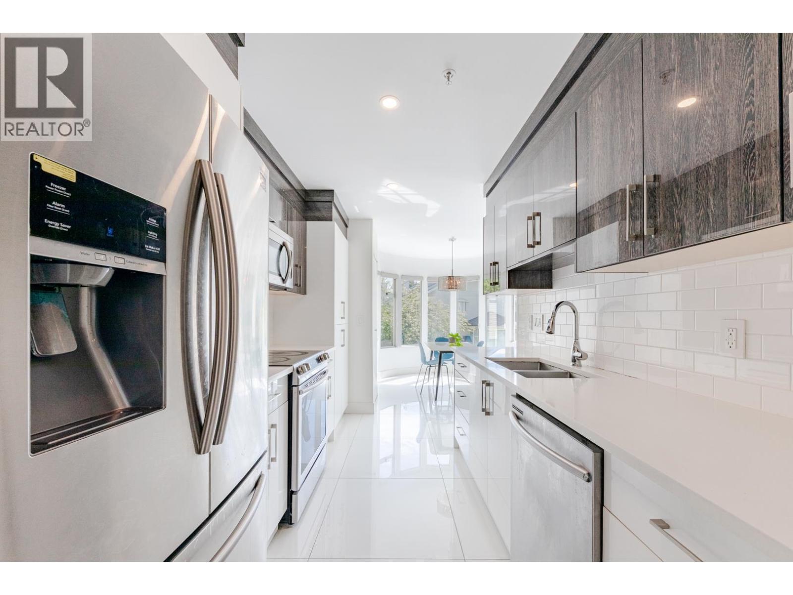 208 7620 Columbia Street, Vancouver, British Columbia  V5X 4S8 - Photo 13 - R3104095