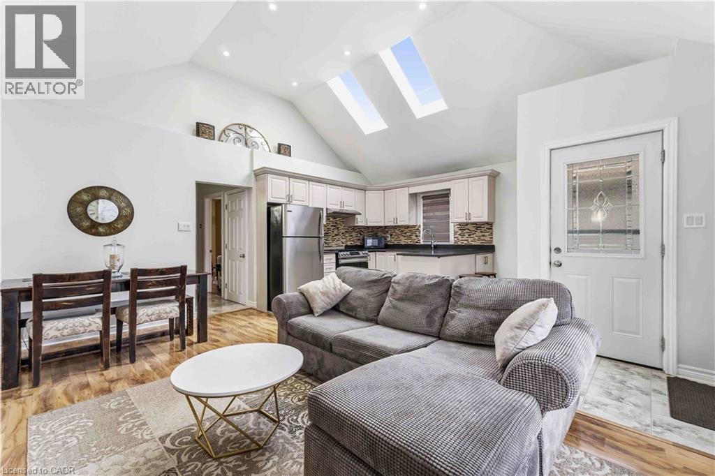 74 PROVINCE Street N, Hamilton, Ontario