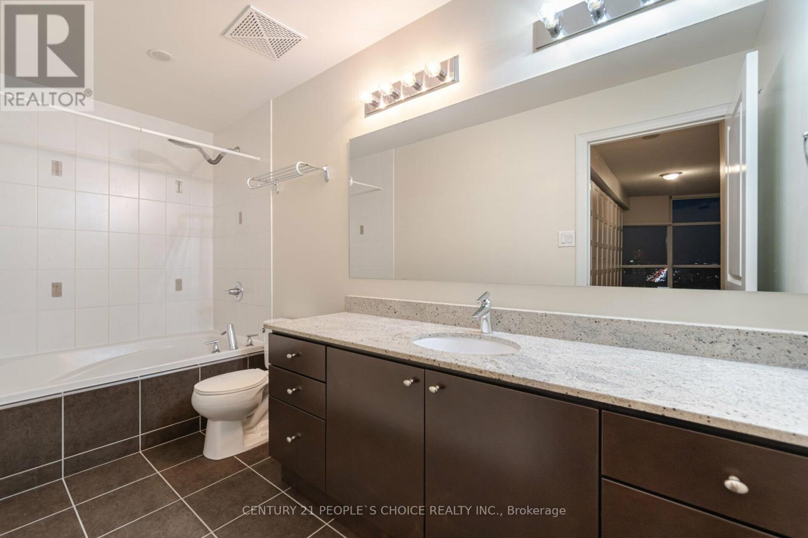 Ph 2602 - 9 George Street N, Brampton, Ontario  L6X 1R2 - Photo 19 - W12929854