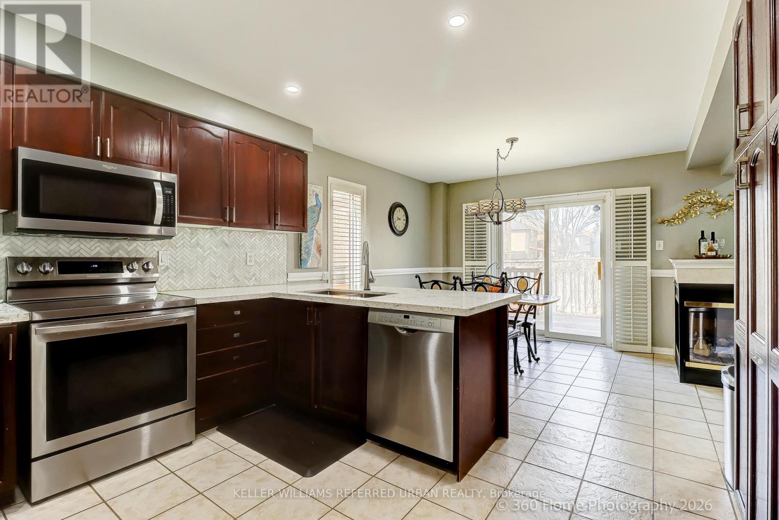 4 Woodvalley Drive, Brampton, Ontario  L7A 1Z6 - Photo 9 - W12929868