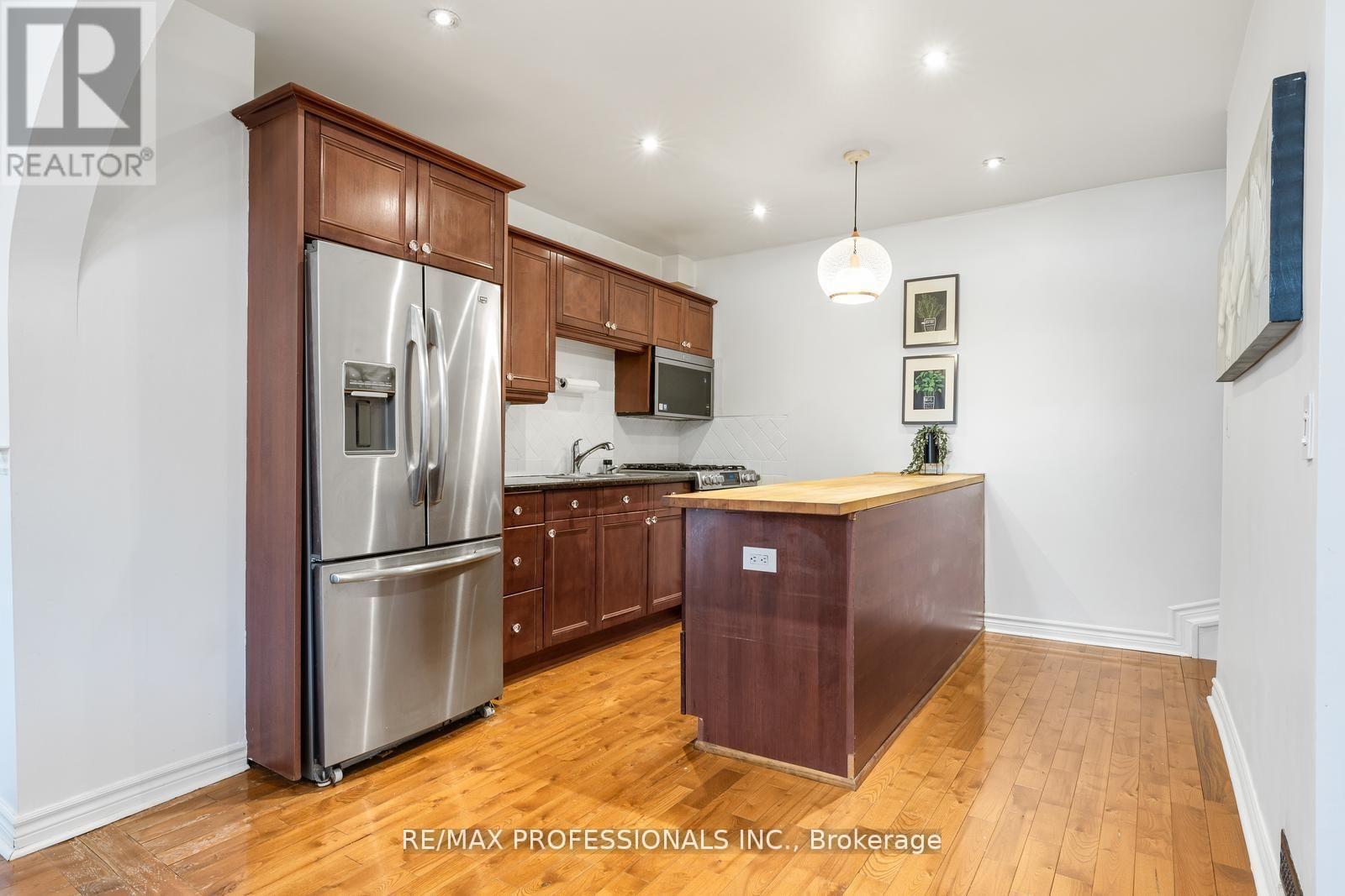 1 Gray Avenue, Toronto, Ontario  M6N 4S5 - Photo 13 - W12929874