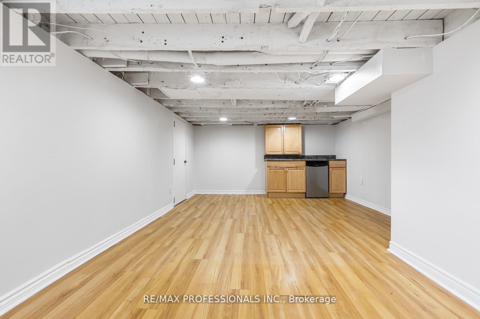 1 Gray Avenue, Toronto, Ontario  M6N 4S5 - Photo 27 - W12929874