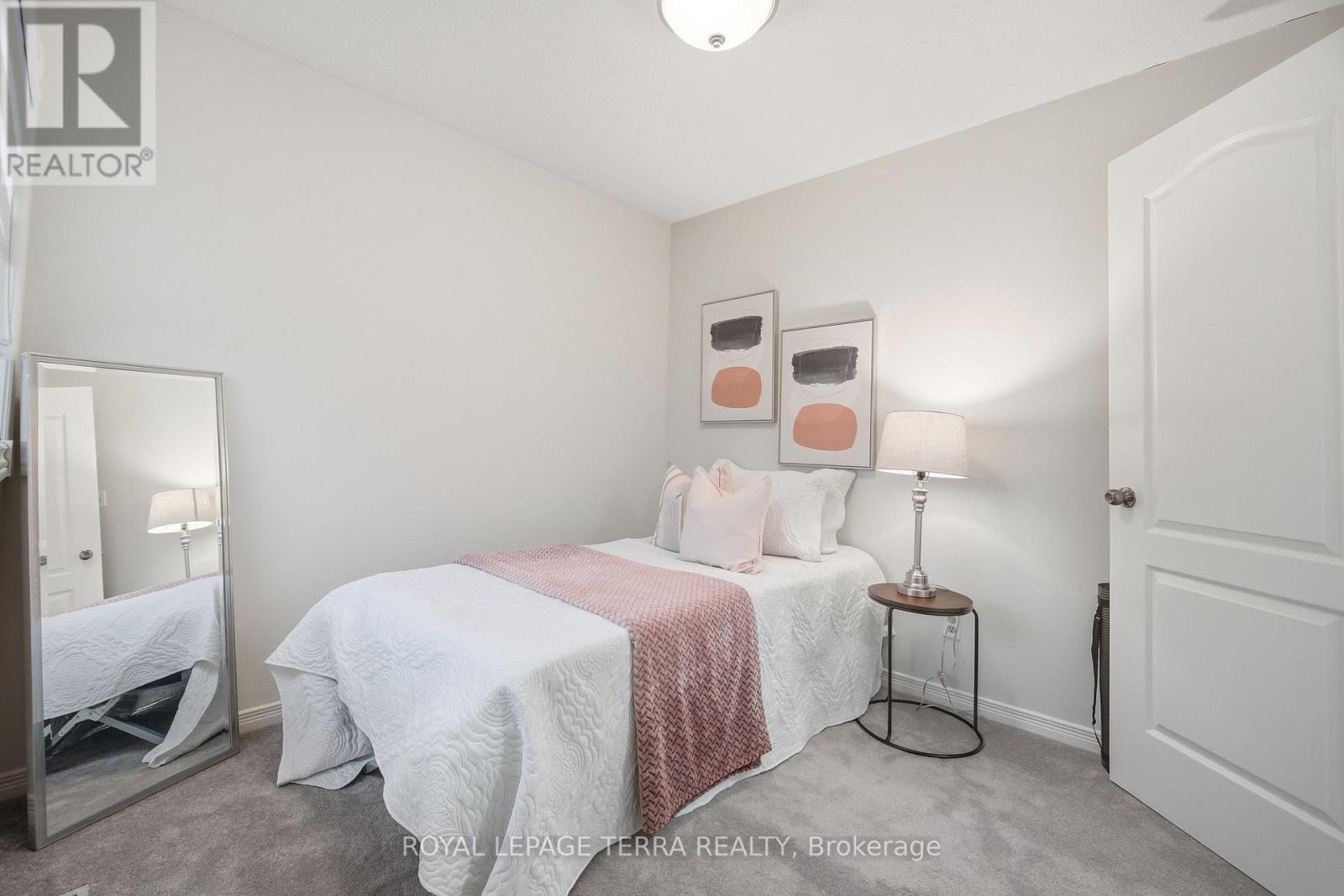 3423 Nighthawk Trail, Mississauga, Ontario  L5N 6G4 - Photo 34 - W12929904