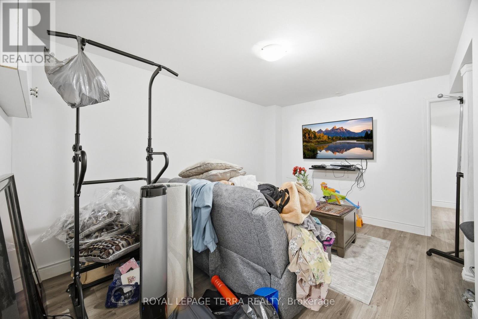 3423 Nighthawk Trail, Mississauga, Ontario  L5N 6G4 - Photo 37 - W12929904