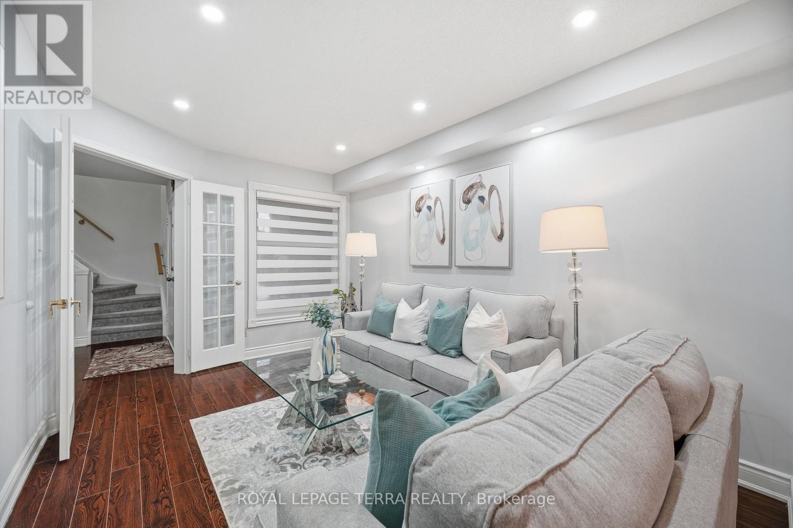 3423 Nighthawk Trail, Mississauga, Ontario  L5N 6G4 - Photo 6 - W12929904