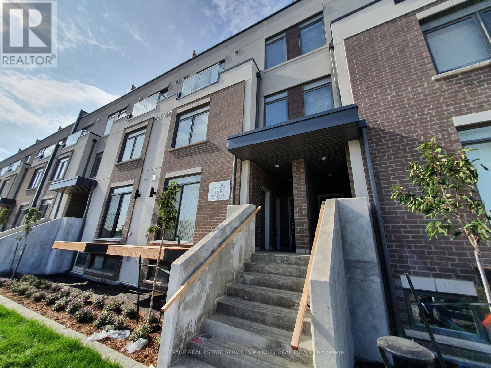 325 - 3078 Sixth Line, Oakville, Ontario  L6M 4J9 - Photo 1 - W12929912