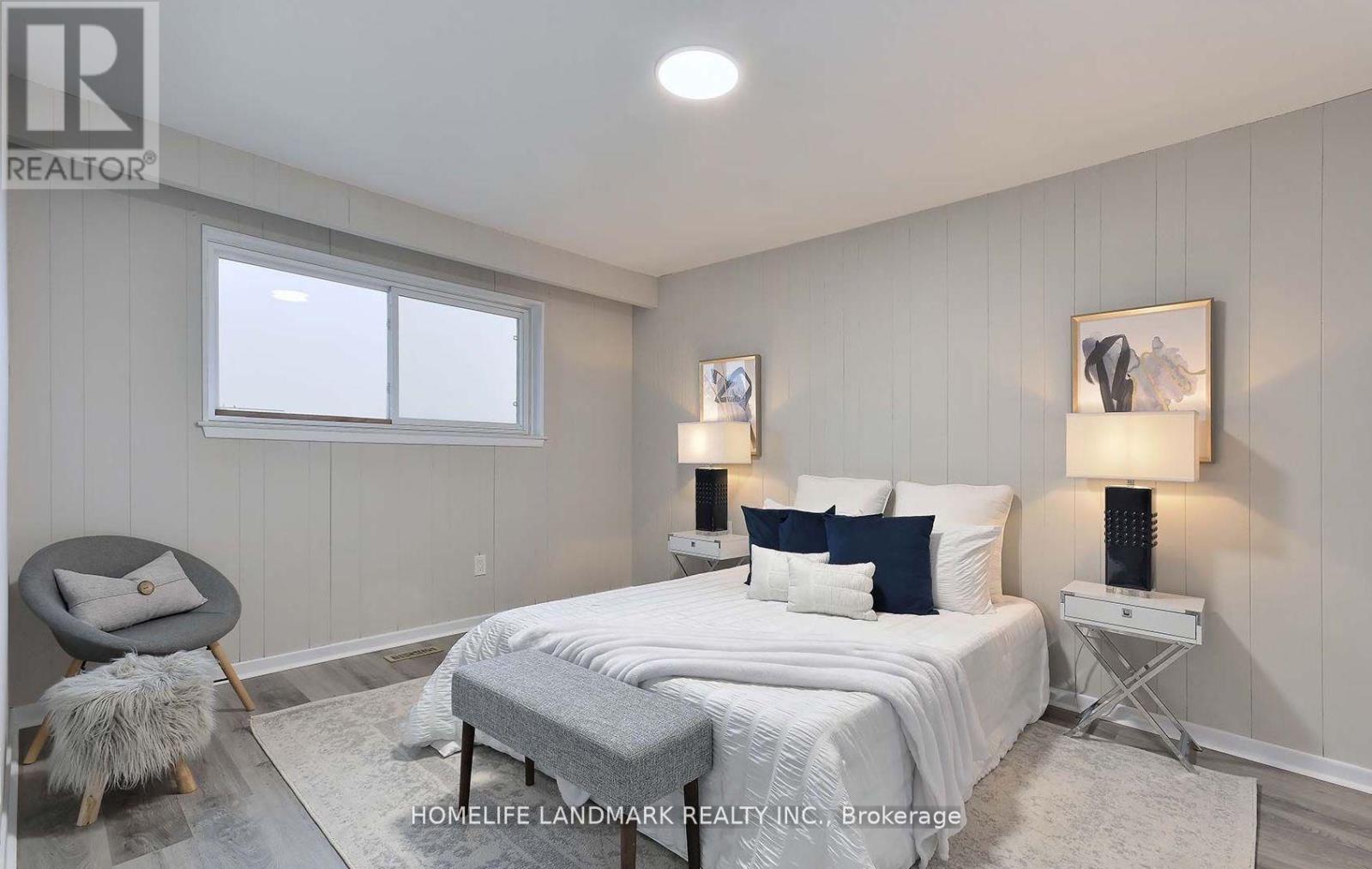 204 Derrydown Road, Toronto (York University Heights), Ontario  M3J 1S1 - Photo 11 - W12929926