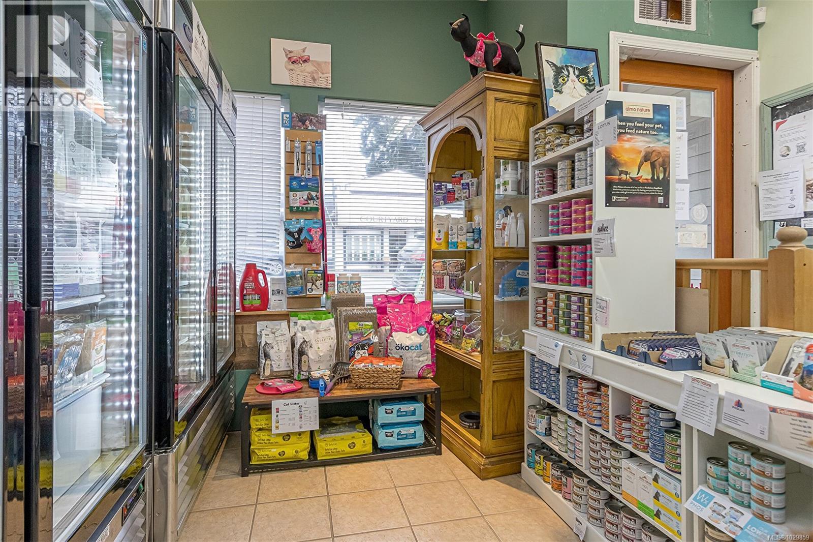 674 Memorial Ave, Qualicum Beach, British Columbia  V9K 1S8 - Photo 16 - 1029859