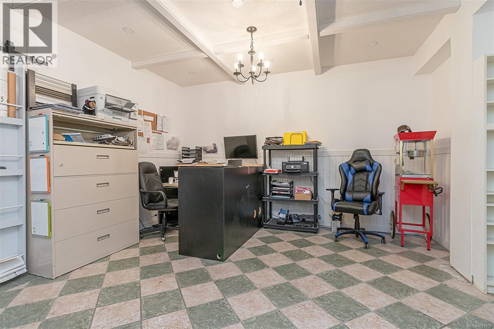 674 Memorial Ave, Qualicum Beach, British Columbia  V9K 1S8 - Photo 35 - 1029859