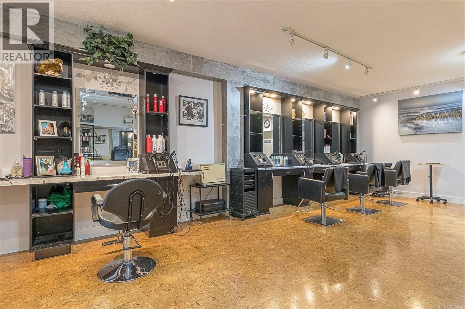 674 Memorial Ave, Qualicum Beach, British Columbia  V9K 1S8 - Photo 33 - 1029859