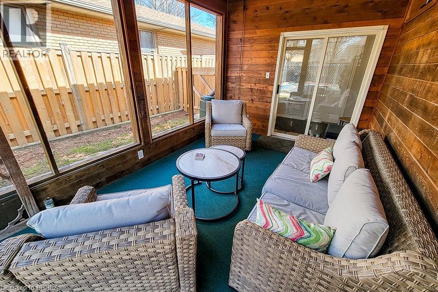 25 Buckingham Street, Brantford, Ontario  N3R 3A9 - Photo 34 - 40815439