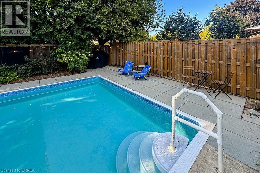 25 Buckingham Street, Brantford, Ontario  N3R 3A9 - Photo 37 - 40815439