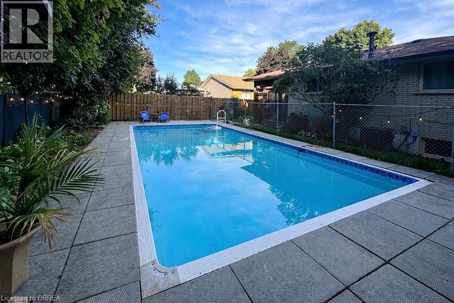 25 Buckingham Street, Brantford, Ontario  N3R 3A9 - Photo 40 - 40815439