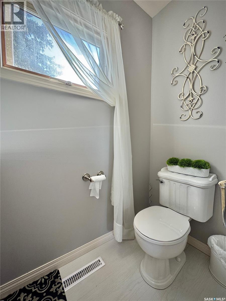 312 Vincent Avenue W, Churchbridge, Saskatchewan  S0A 0M0 - Photo 10 - SK031455