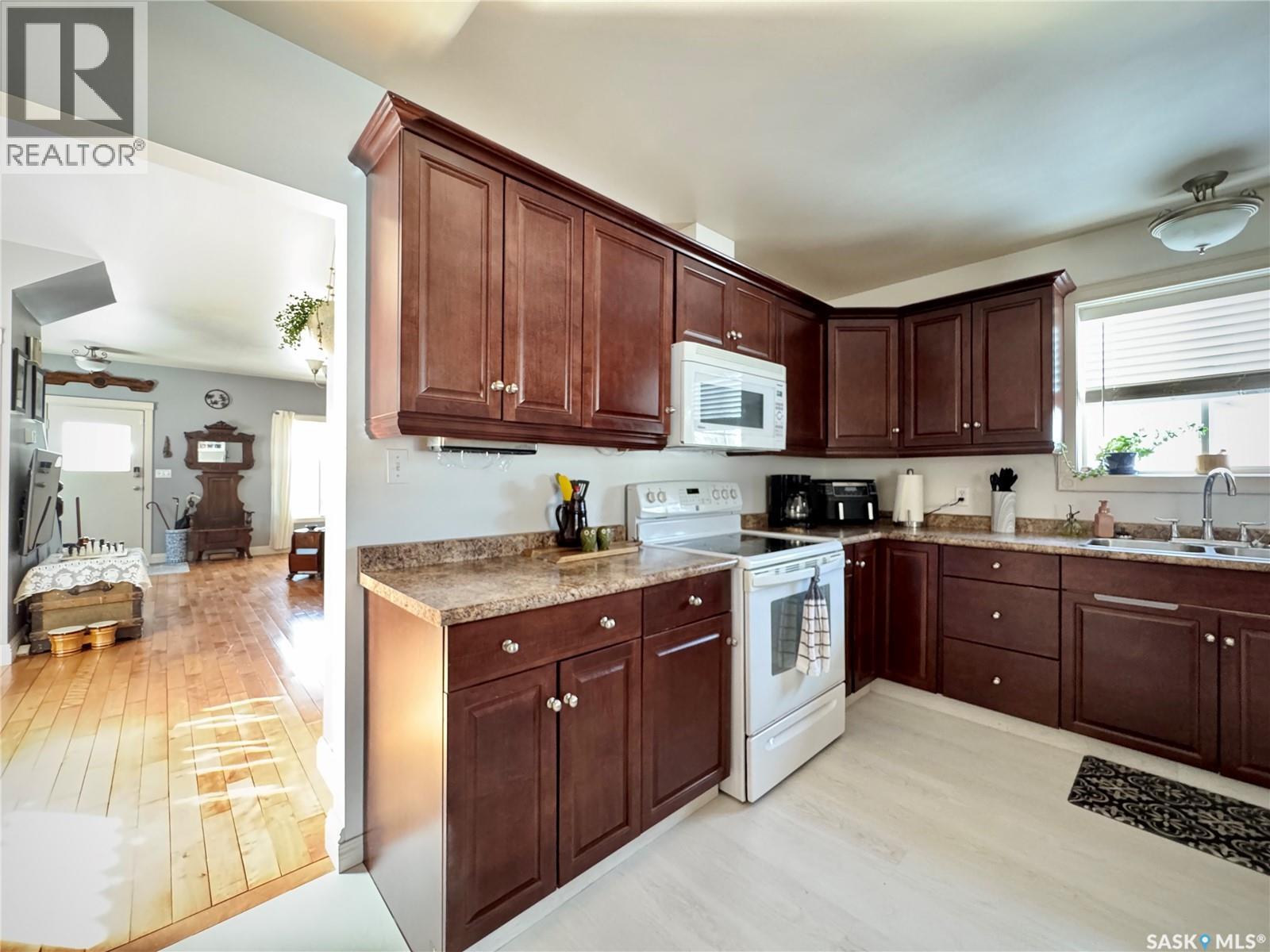 312 Vincent Avenue W, Churchbridge, Saskatchewan  S0A 0M0 - Photo 11 - SK031455