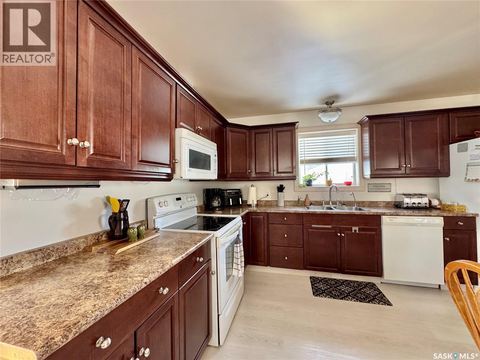 312 Vincent Avenue W, Churchbridge, Saskatchewan  S0A 0M0 - Photo 6 - SK031455