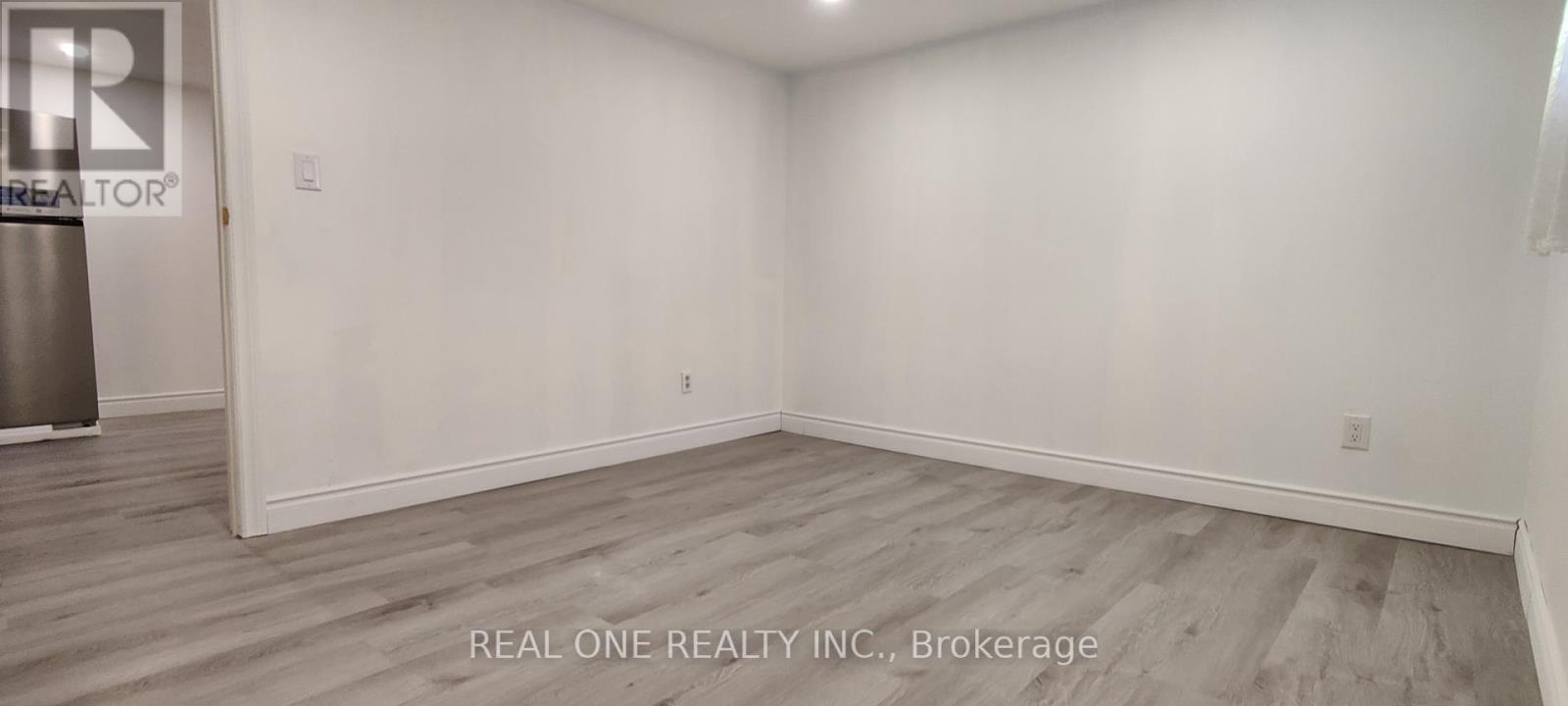 Basement - 9 Lisburn Crescent, Toronto (Don Valley Village), Ontario  M2J 2Z4 - Photo 7 - C12833544