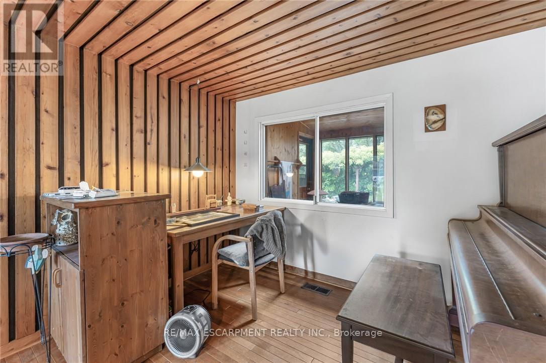 614 Golf Club Road, Hamilton, Ontario  L0R 1P0 - Photo 28 - X12929910