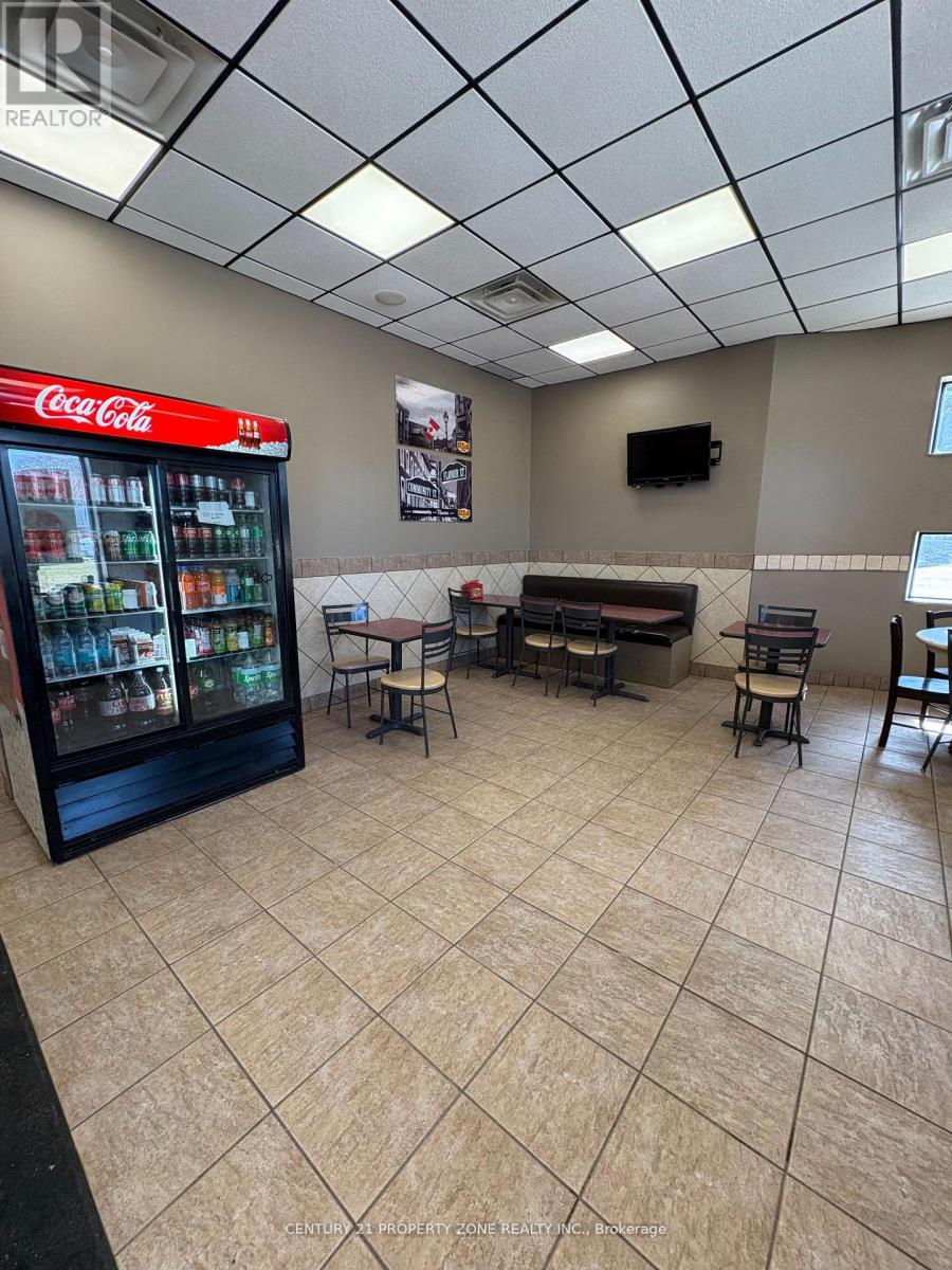 3 - 365 Skykes Street S, Meaford, Ontario  N4L 1C5 - Photo 3 - X12929914