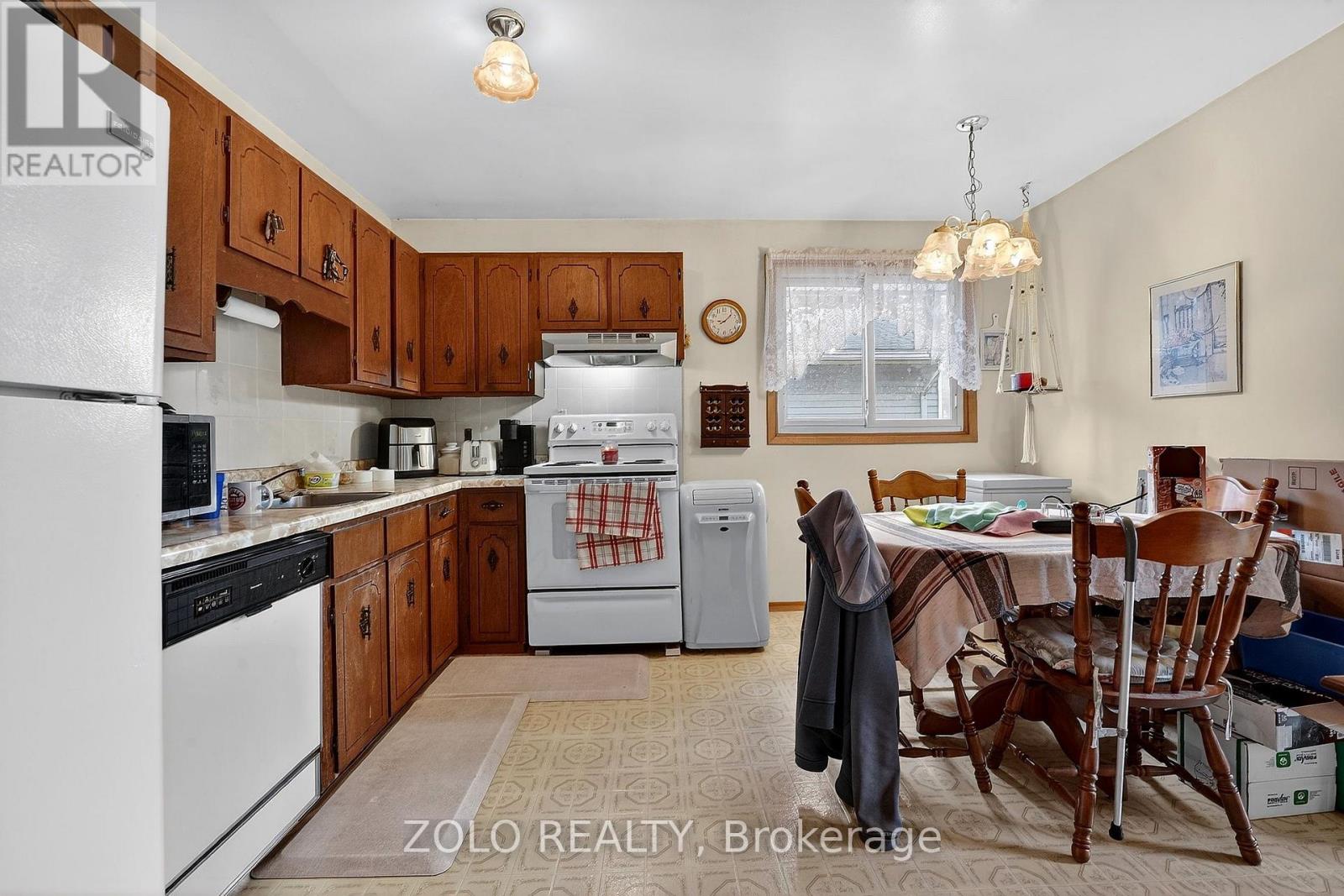 6133 Strohan Street, Niagara Falls, Ontario  L2J 3J3 - Photo 12 - X12929932