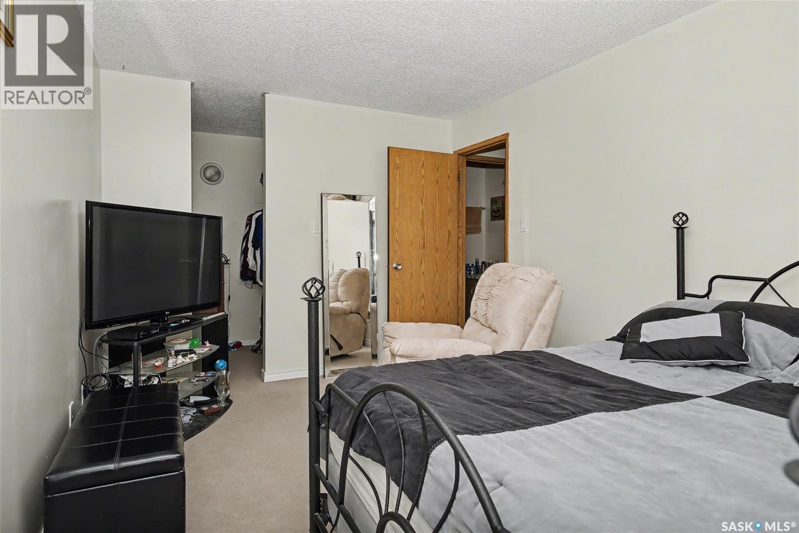 301 35 Alport Crescent, Regina, Saskatchewan  S4R 7X2 - Photo 12 - SK031002