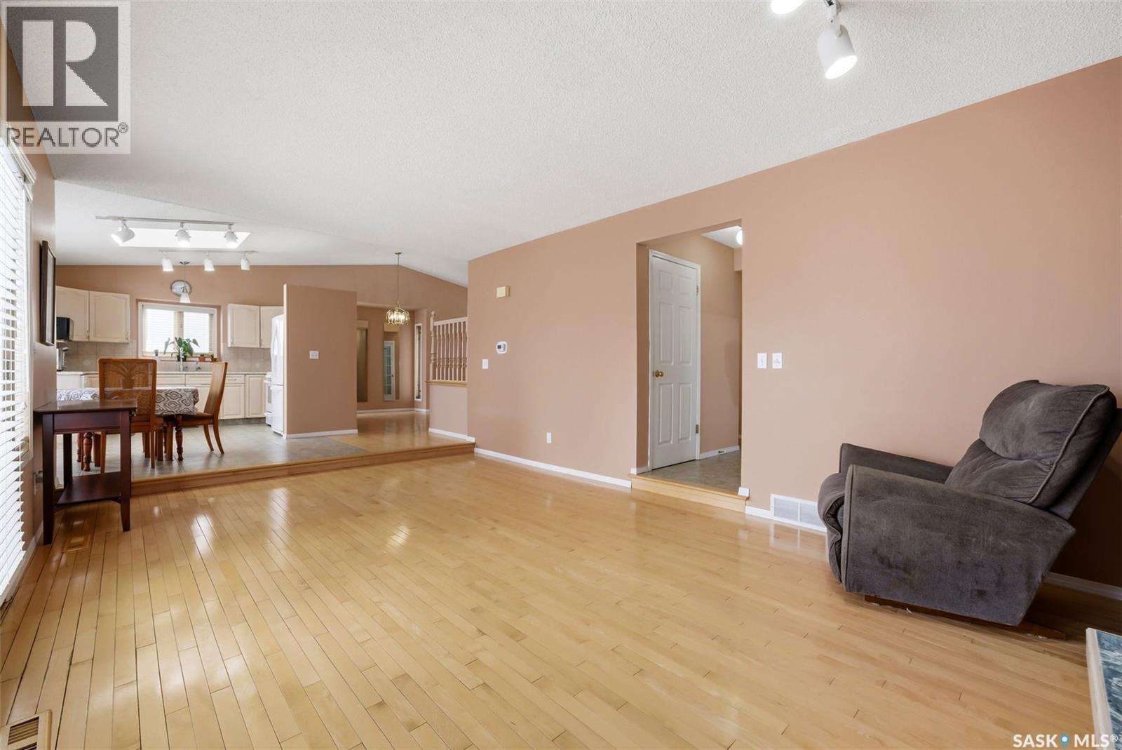 3808 Arbor Grove Drive, Regina, Saskatchewan  S4V 2S6 - Photo 18 - SK031425