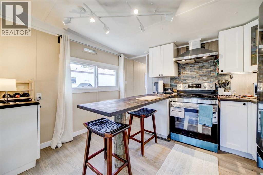 1410 43rd Street, Lethbridge, Alberta  T1K 3S5 - Photo 9 - A2296608