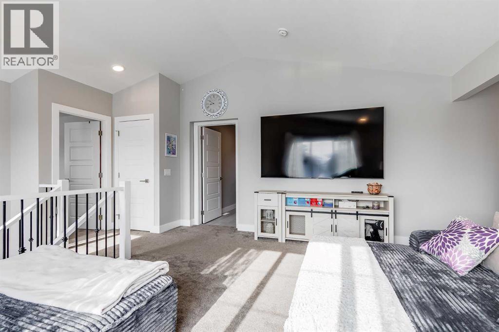 1260 Chinook Gate Bay SW, Airdrie, Alberta  T4B 5J2 - Photo 20 - A2286771