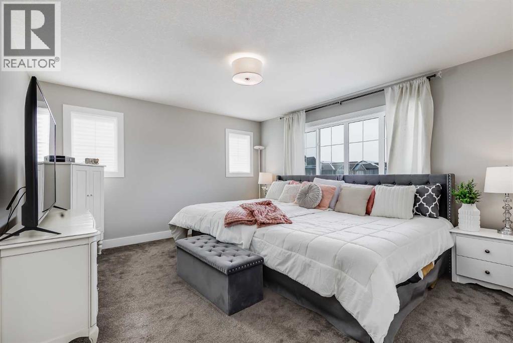 1260 Chinook Gate Bay SW, Airdrie, Alberta  T4B 5J2 - Photo 23 - A2286771