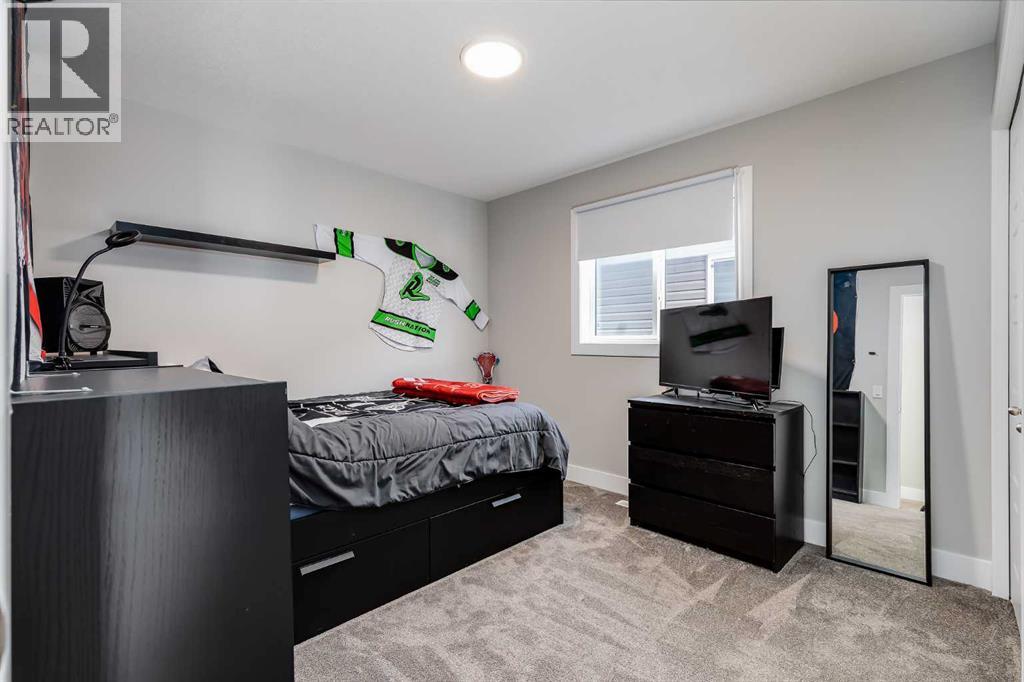 1260 Chinook Gate Bay SW, Airdrie, Alberta  T4B 5J2 - Photo 29 - A2286771