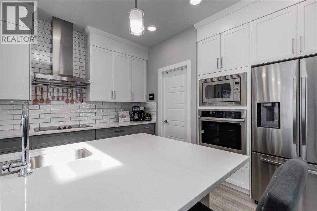 1260 Chinook Gate Bay SW, Airdrie, Alberta  T4B 5J2 - Photo 10 - A2286771