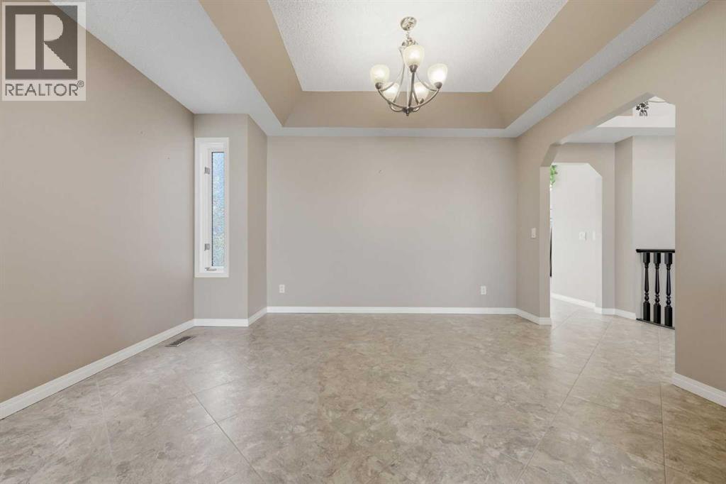 213 Douglasbank Mews SE, Calgary, Alberta  T2Z 2K2 - Photo 13 - A2293689