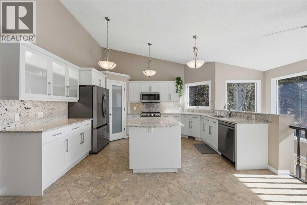 213 Douglasbank Mews SE, Calgary, Alberta  T2Z 2K2 - Photo 22 - A2293689