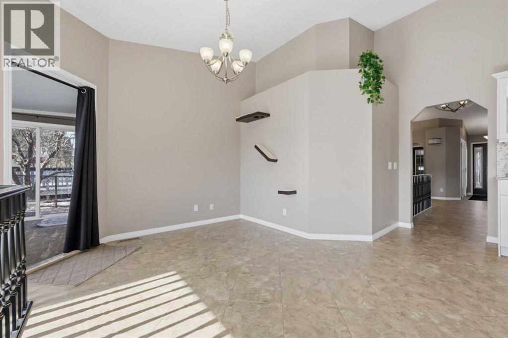 213 Douglasbank Mews SE, Calgary, Alberta  T2Z 2K2 - Photo 14 - A2293689