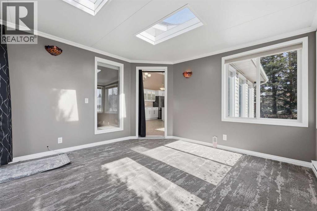 213 Douglasbank Mews SE, Calgary, Alberta  T2Z 2K2 - Photo 25 - A2293689