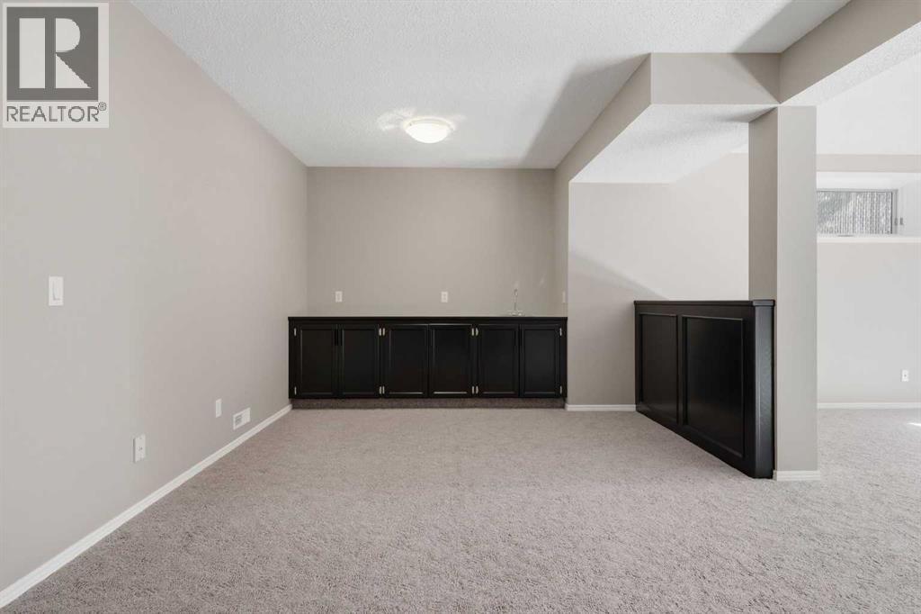 213 Douglasbank Mews SE, Calgary, Alberta  T2Z 2K2 - Photo 38 - A2293689
