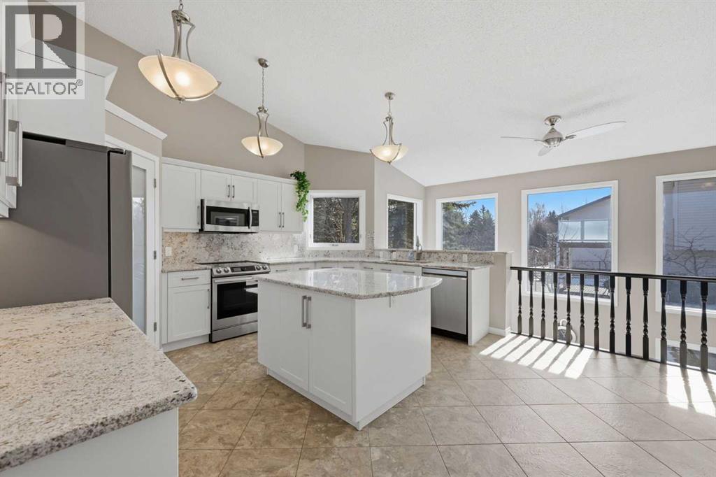 213 Douglasbank Mews SE, Calgary, Alberta  T2Z 2K2 - Photo 19 - A2293689