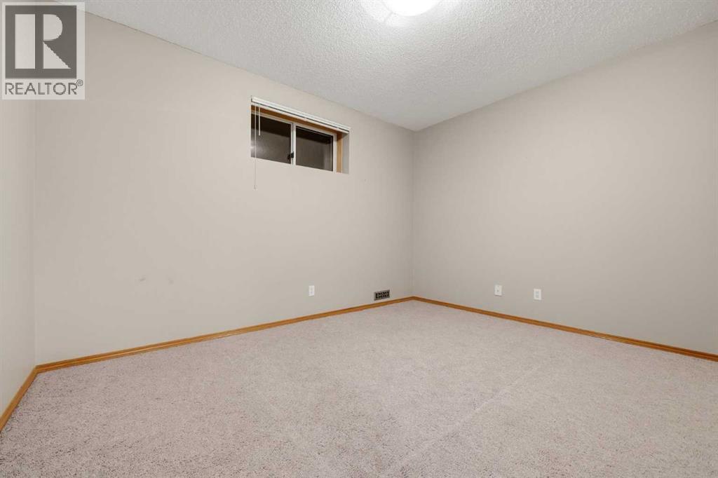 213 Douglasbank Mews SE, Calgary, Alberta  T2Z 2K2 - Photo 40 - A2293689