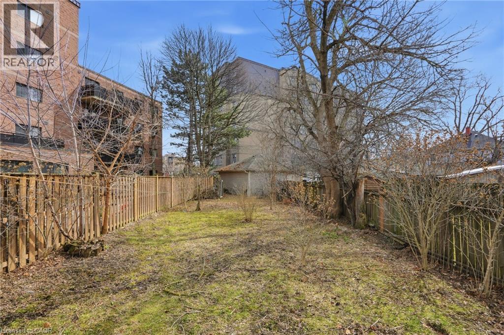 56 Welland Avenue, St. Catharines, Ontario  L2R 2M5 - Photo 3 - 40815717