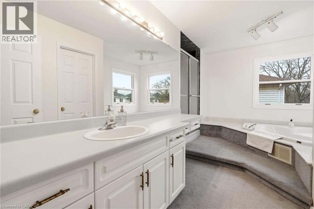 4150 Millcroft Park Drive, Burlington, Ontario  L7M 3V1 - Photo 28 - 40813803