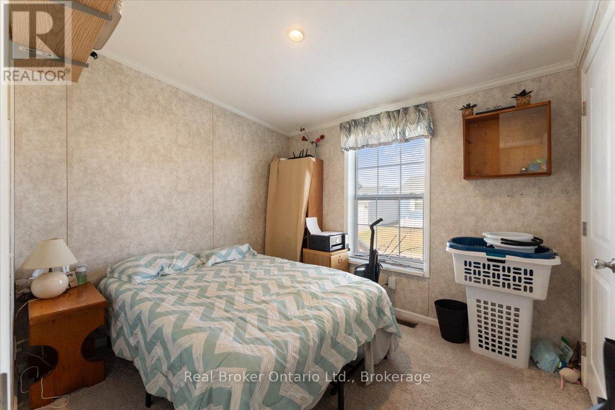 10 Bent Willow Court, Haldimand, Ontario  N0A 1L0 - Photo 16 - X12930140